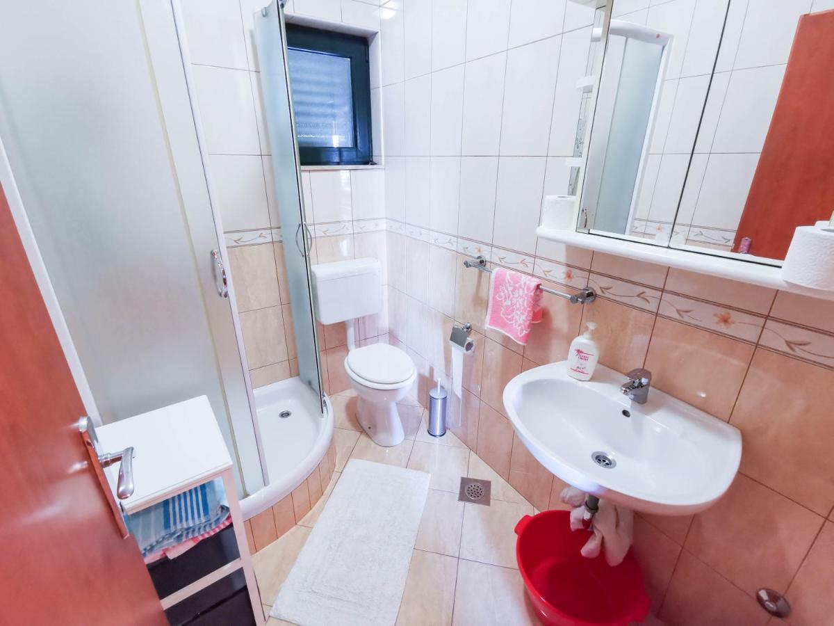 Apartments Vukovic Vanja Makarska Luaran gambar