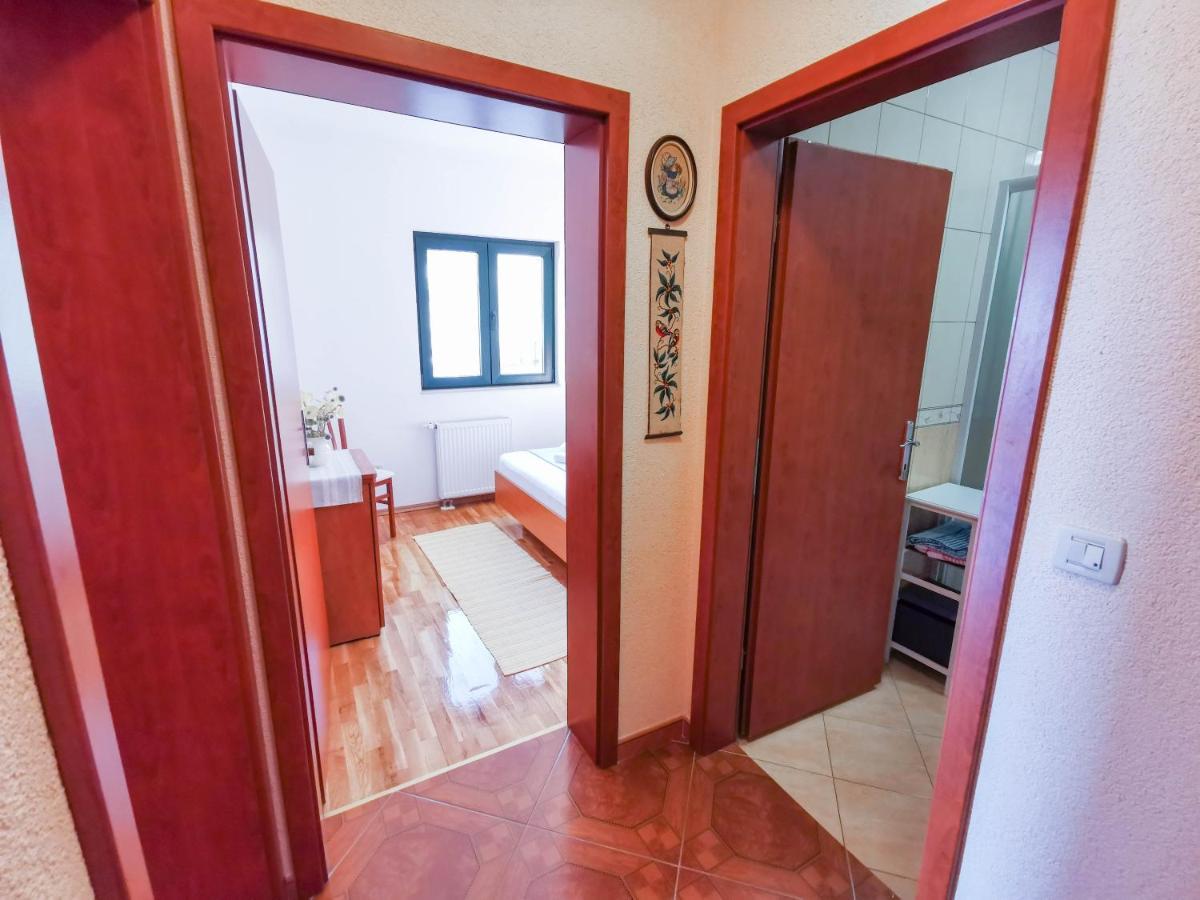 Apartments Vukovic Vanja Makarska Luaran gambar