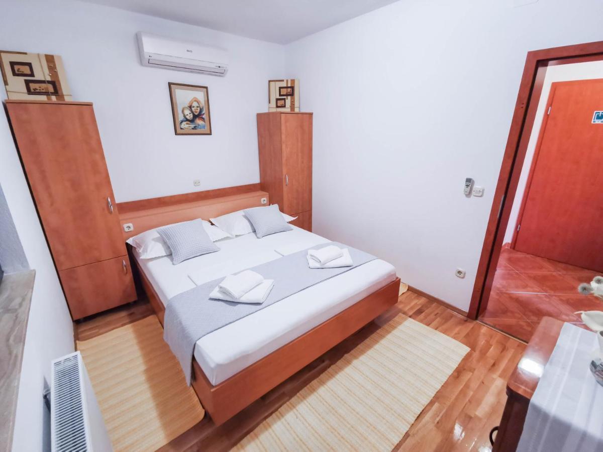 Apartments Vukovic Vanja Makarska Luaran gambar